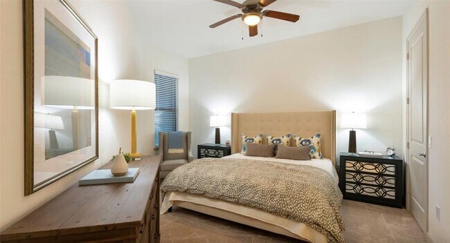 Foto del edificio - 2121 Mid Ln
