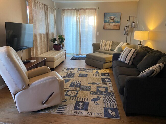 Foto del edificio - 1159 Montauk Ln