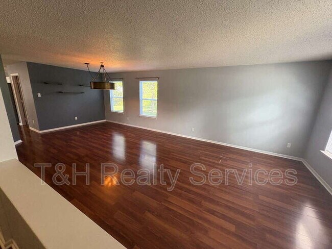 Building Photo - 9014 Harrison Run Dr