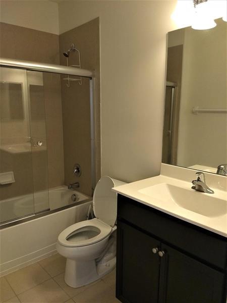 Foto del edificio - 4070 Devenshire Ct
