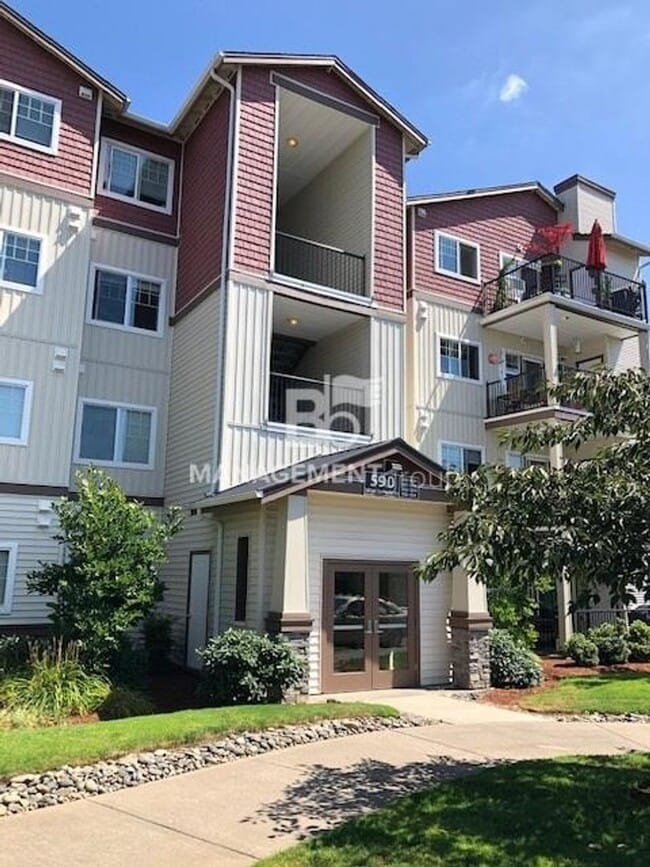 Building Photo - 590 NW Lost Springs Terrace