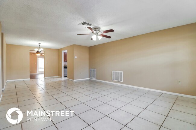 Building Photo - 2026 Tumbleweed Dr