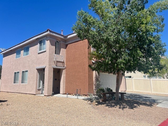 Building Photo - 4640 Abbottwood Ave