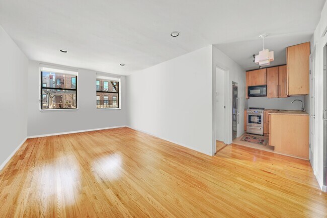 Foto del edificio - 507 E 12th St
