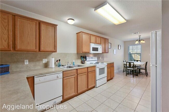 Foto del edificio - 3 br, 3 bath House - 3509 Paloma Ridge Dr