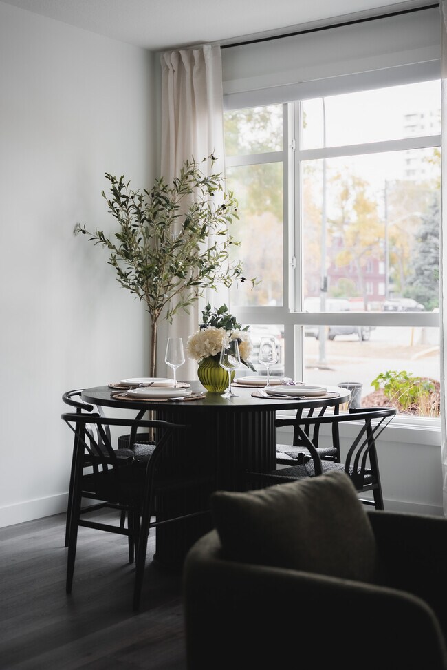 Photo du bâtiment - G4  - Westrich Group of Properties