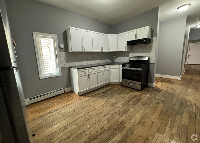 Building Photo - 134 Wilkinson Ave