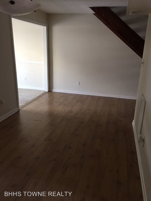 Foto del edificio - 420 Longleaf Rd