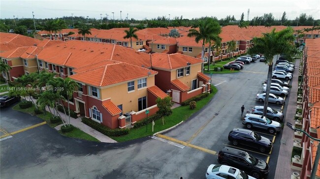 Foto del edificio - 6103 NW 116 Pl