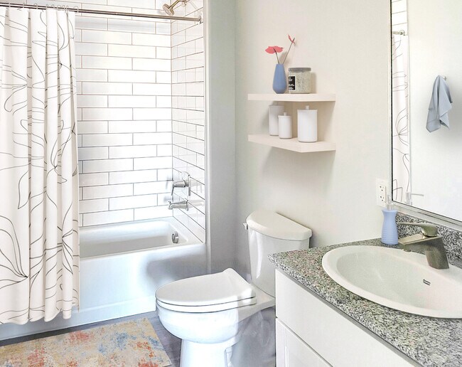 Foto del edificio - Hill House at Beechfield, A 62+ Senior Community