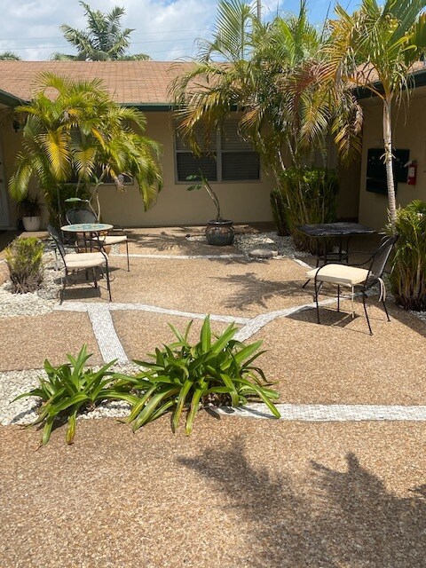Foto del edificio - 1549 NE 26th Dr