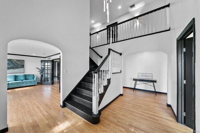 Foto del edificio - 3 Lakeview Dr