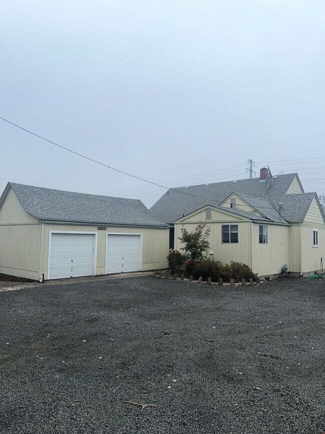 Foto del edificio - 29133 Milliron Rd