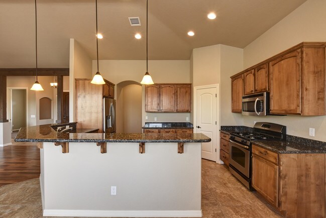 Building Photo - 469 Isabelle Ln