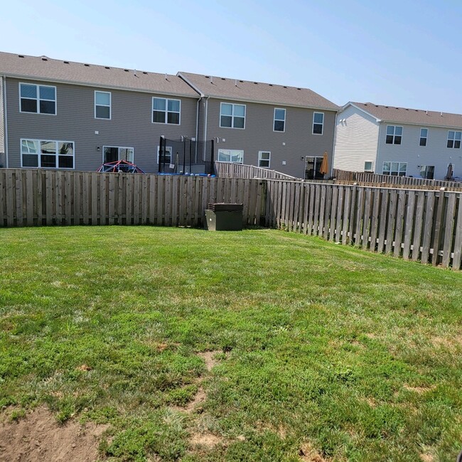 Building Photo - 235 Maryland Ln
