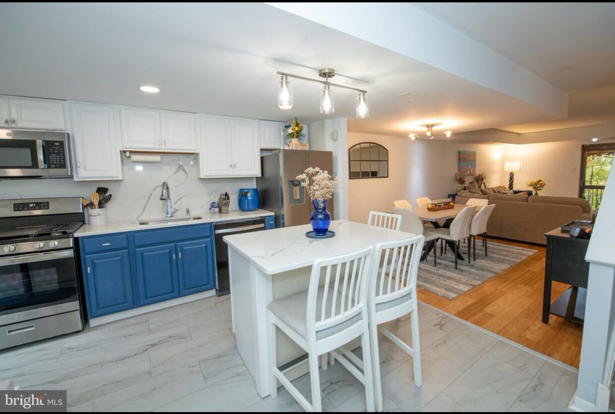 Foto principal - 305 Shawmont Ave