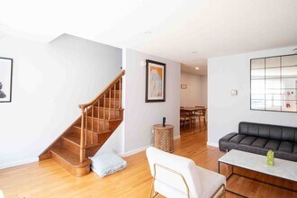 167 South St