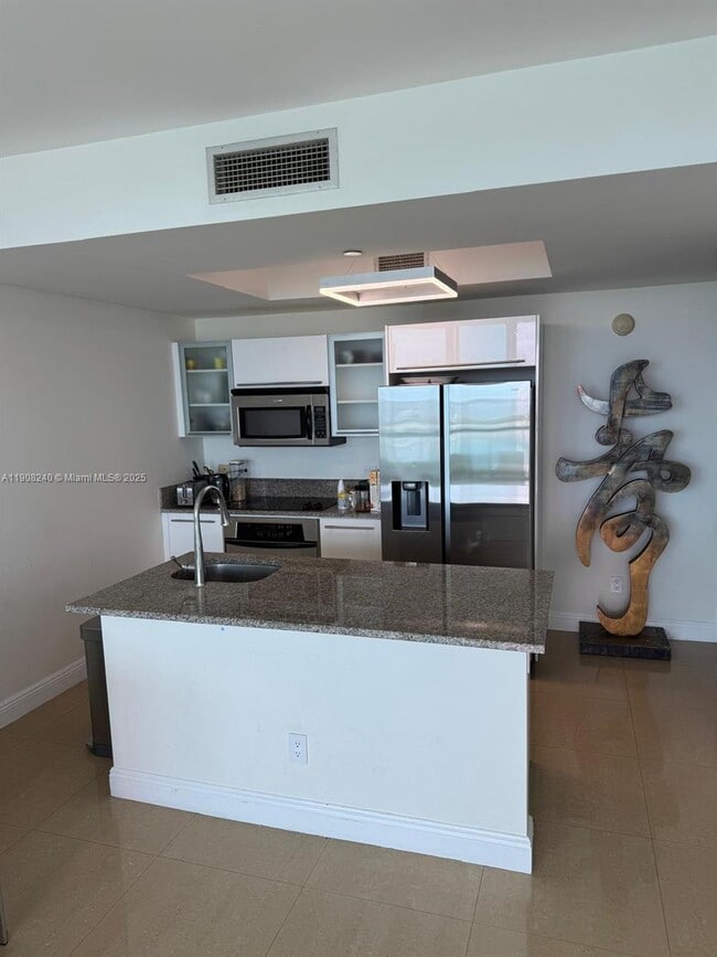 Building Photo - 888 Biscayne Blvd