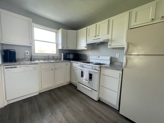 Foto del edificio - 320 Stone Creek Dr