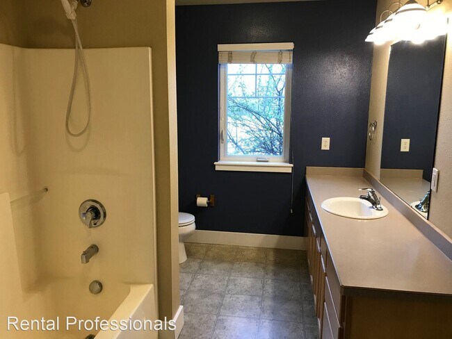 Foto del edificio - 2 br, 1 bath House - 1907 W. Dickerson, #4