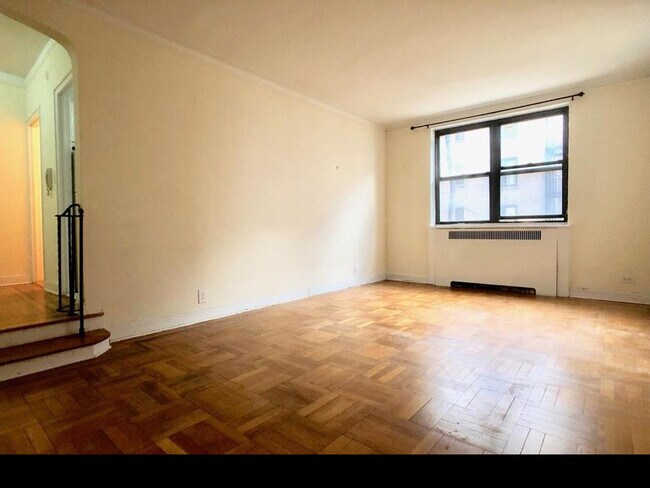 Foto del edificio - 4960 Broadway