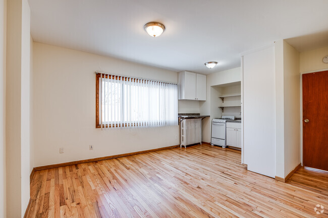 1917 Colfax Ave S - 1BR, 1BA - 550SF - Living Room and Kitchen - 1907-1917 Colfax Ave S.