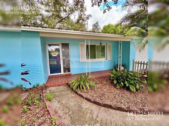 Building Photo - 649 Jacaranda St