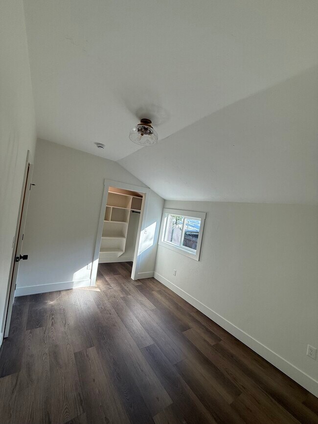 Dormitorio 1 - 1539 Villard St