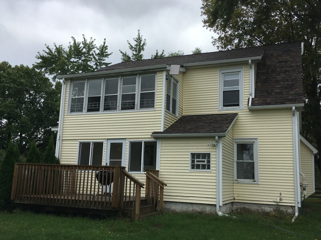 Building Photo - 3770 W M 36
