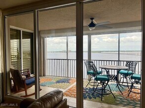 Building Photo - 2104 W First St