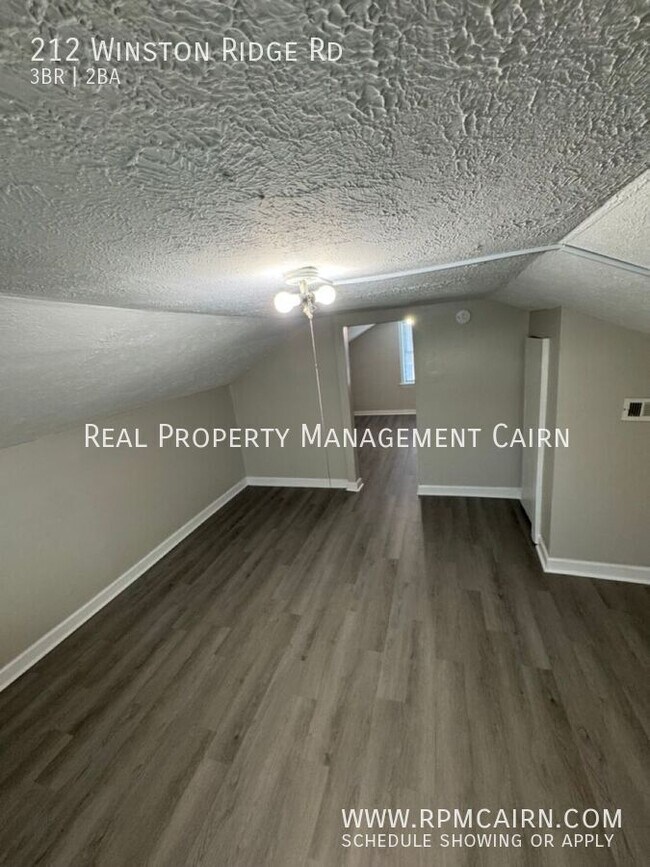 Foto del edificio - 212 Winston Ridge Rd