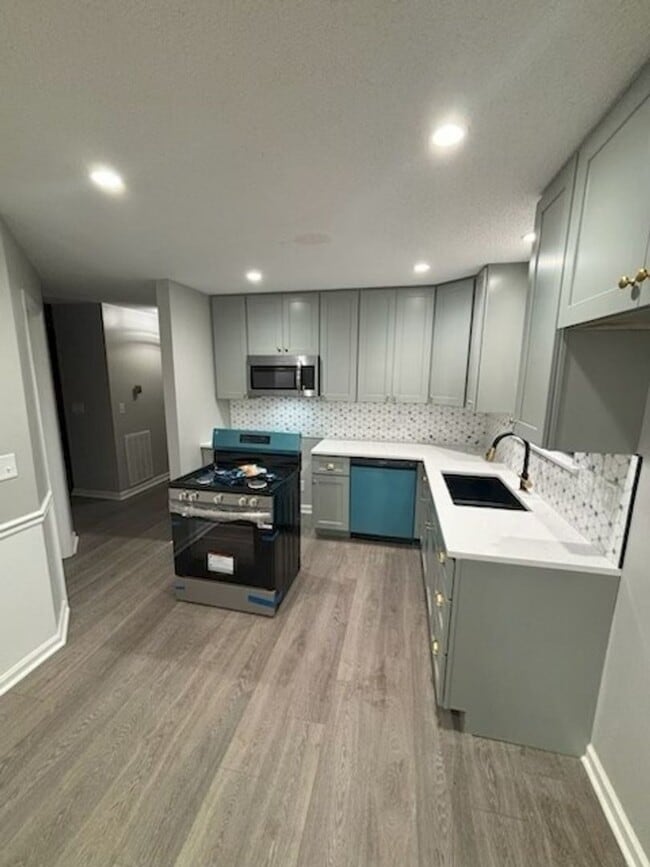 Building Photo - 968 Will Scarlet Way