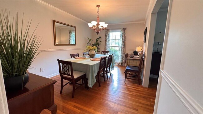 Foto del edificio - 3082 Greenbrook Way NE