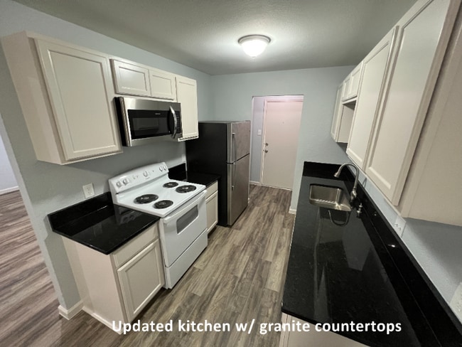 Building Photo - 3740 Hulen Park Cir