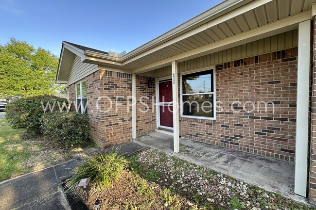 Foto del edificio - Move-in Special w/ Signed Lease by April 15