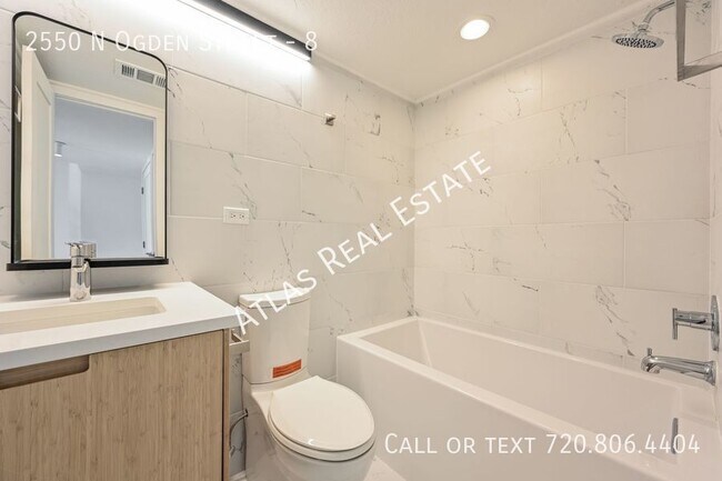 Foto del edificio - Gorgeous Renovated 3-Bed, 2 Bath with all ...