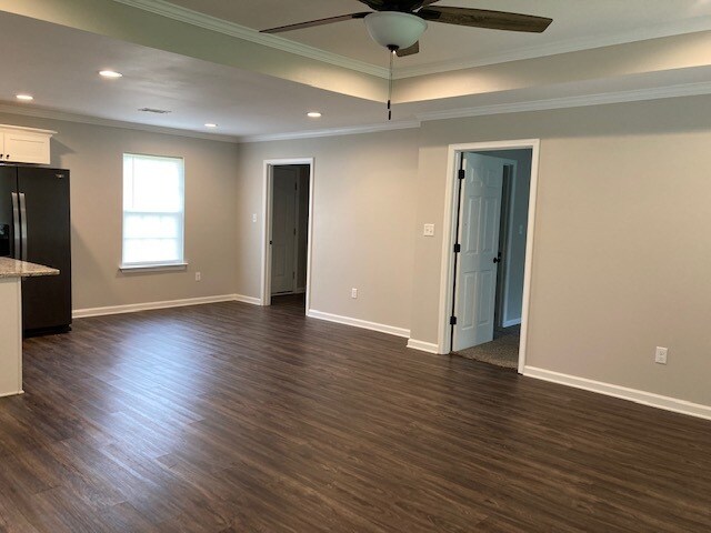 Foto del edificio - 127 Clifton Brown Ln