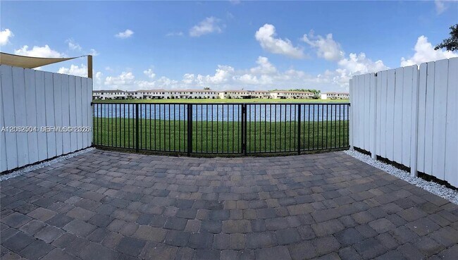 Foto del edificio - 10162 SW 228th Terrace