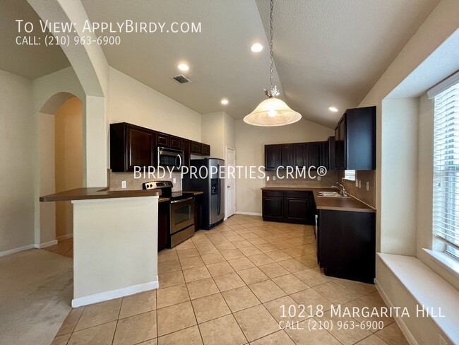 Building Photo - "Charming 4-Bedroom Home with 2 Full Bathr...
