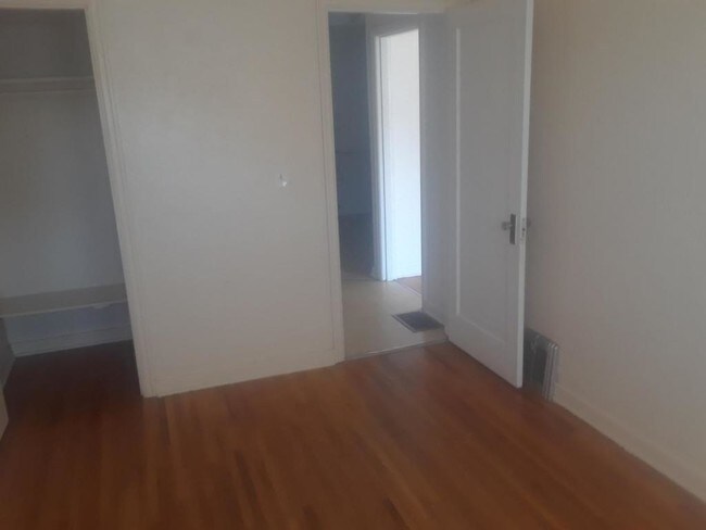 Foto del edificio - 705 SE Byers