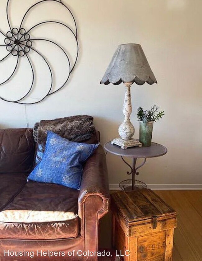 Foto del edificio - 1 br, 1 bath House - 4650 Holiday Drive 202