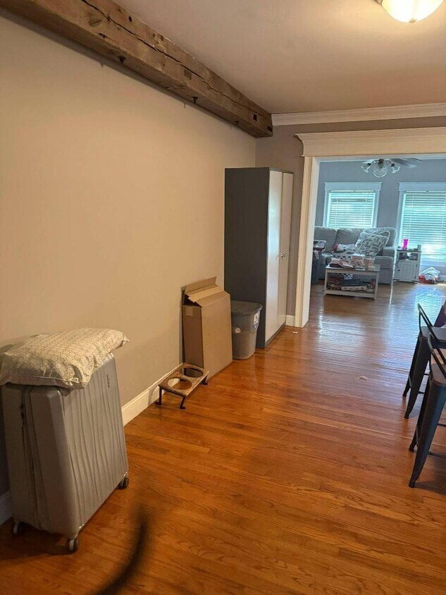 Primary Photo - 123 Maplewood Ave SW