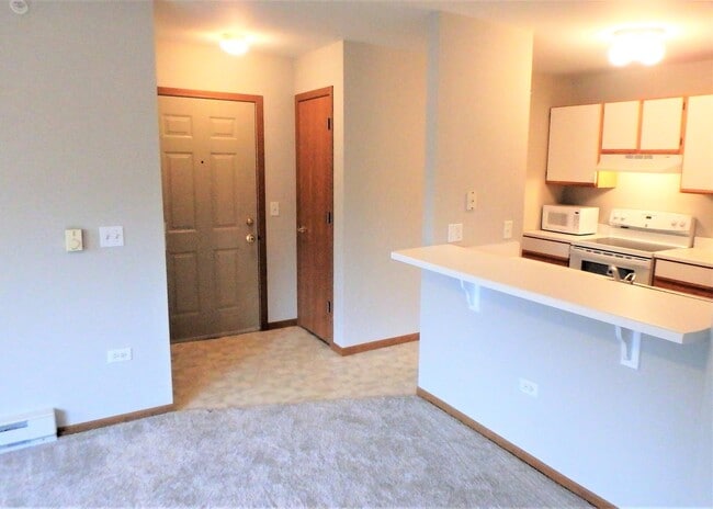 Building Photo - 1520 W Sand Bar Ct