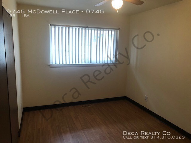 Building Photo - 1 Bedroom Apartment