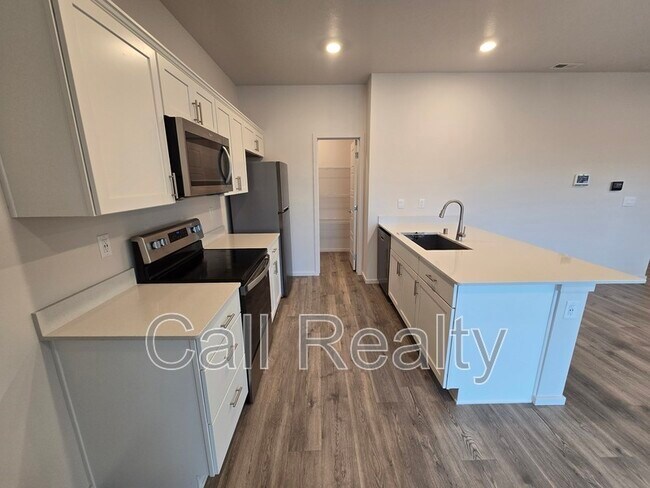 Foto del edificio - 10526 Duckhook Rd