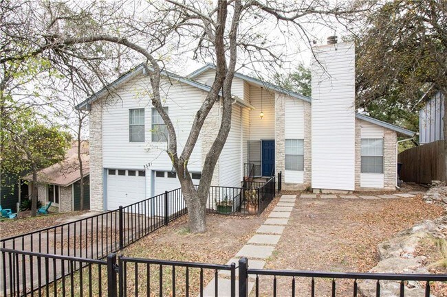 Foto del edificio - 3321 Plantation Rd