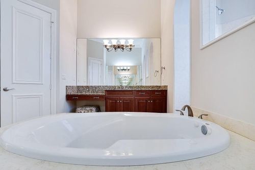Building Photo - 6777 Cobia Cir