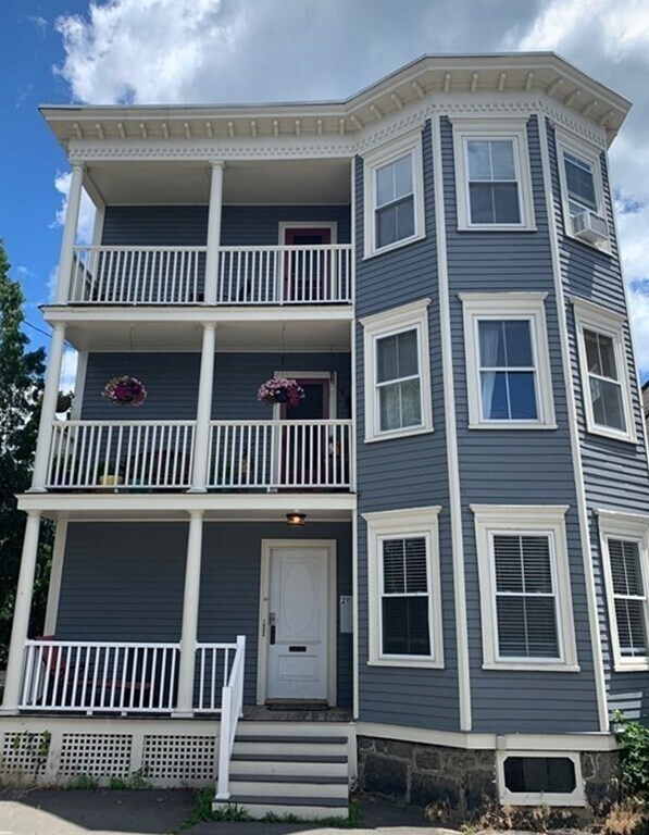 Primary Photo - 19-21 Herbert St