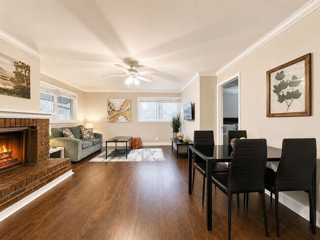 Foto del edificio - 1050 Wood Valley Rd