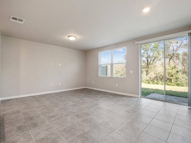 Photo - 658 Legacy Lp Townhome
